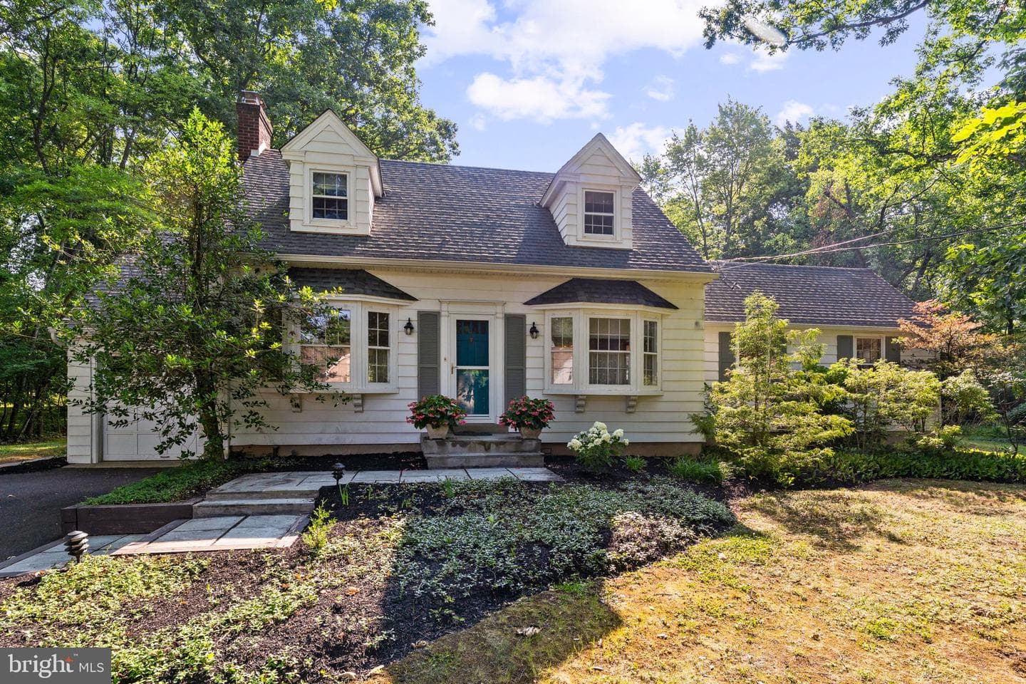 2551 Park Road photo 1