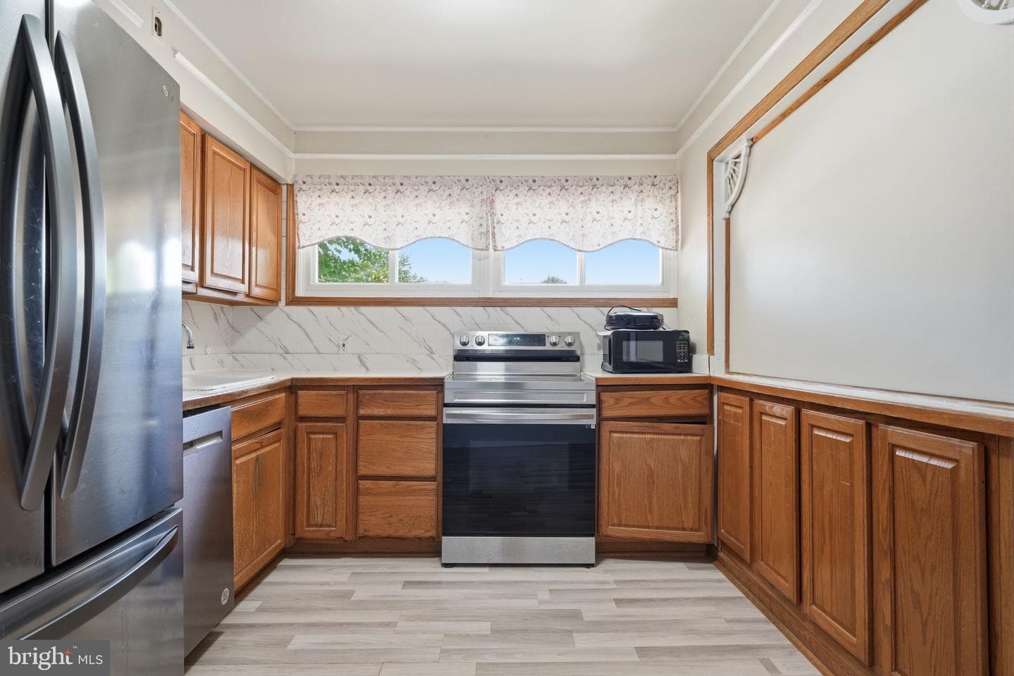 407 Holly Drive photo 11