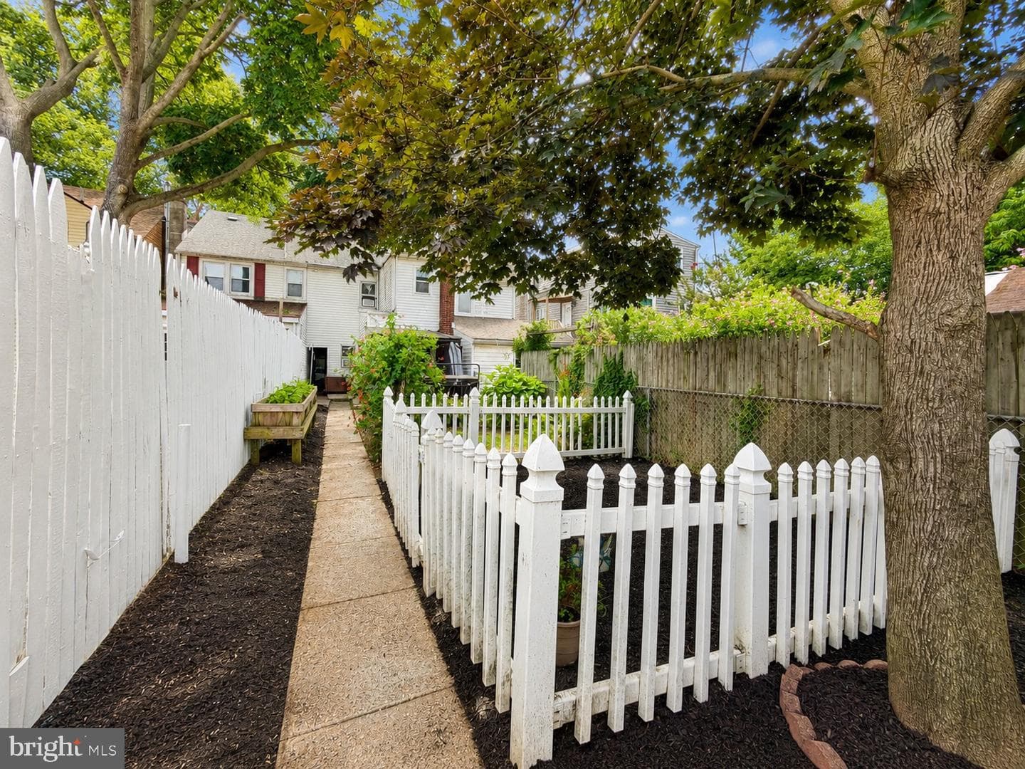 525 Locust Street photo 40