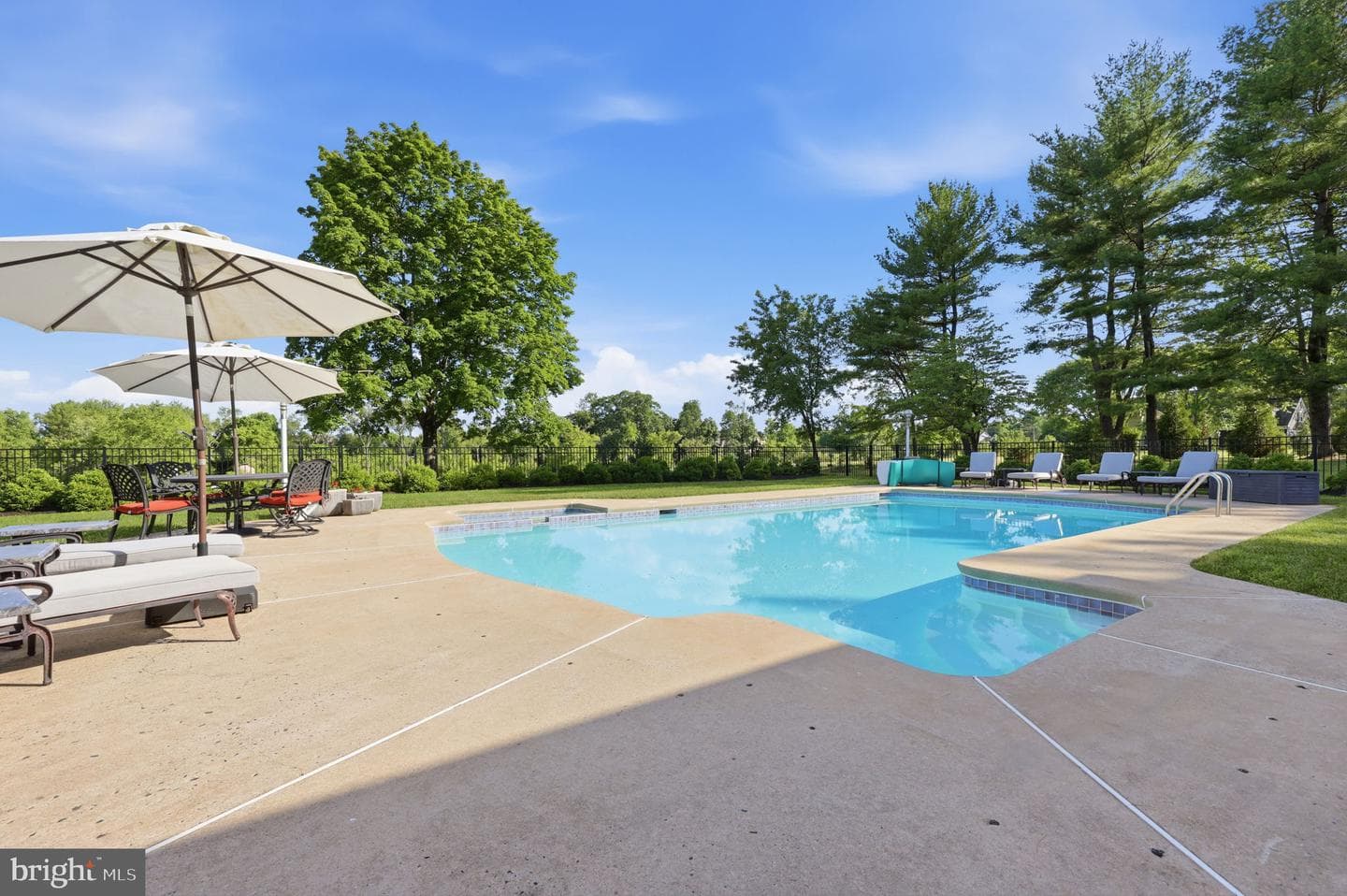 1088 Highland Road photo 77