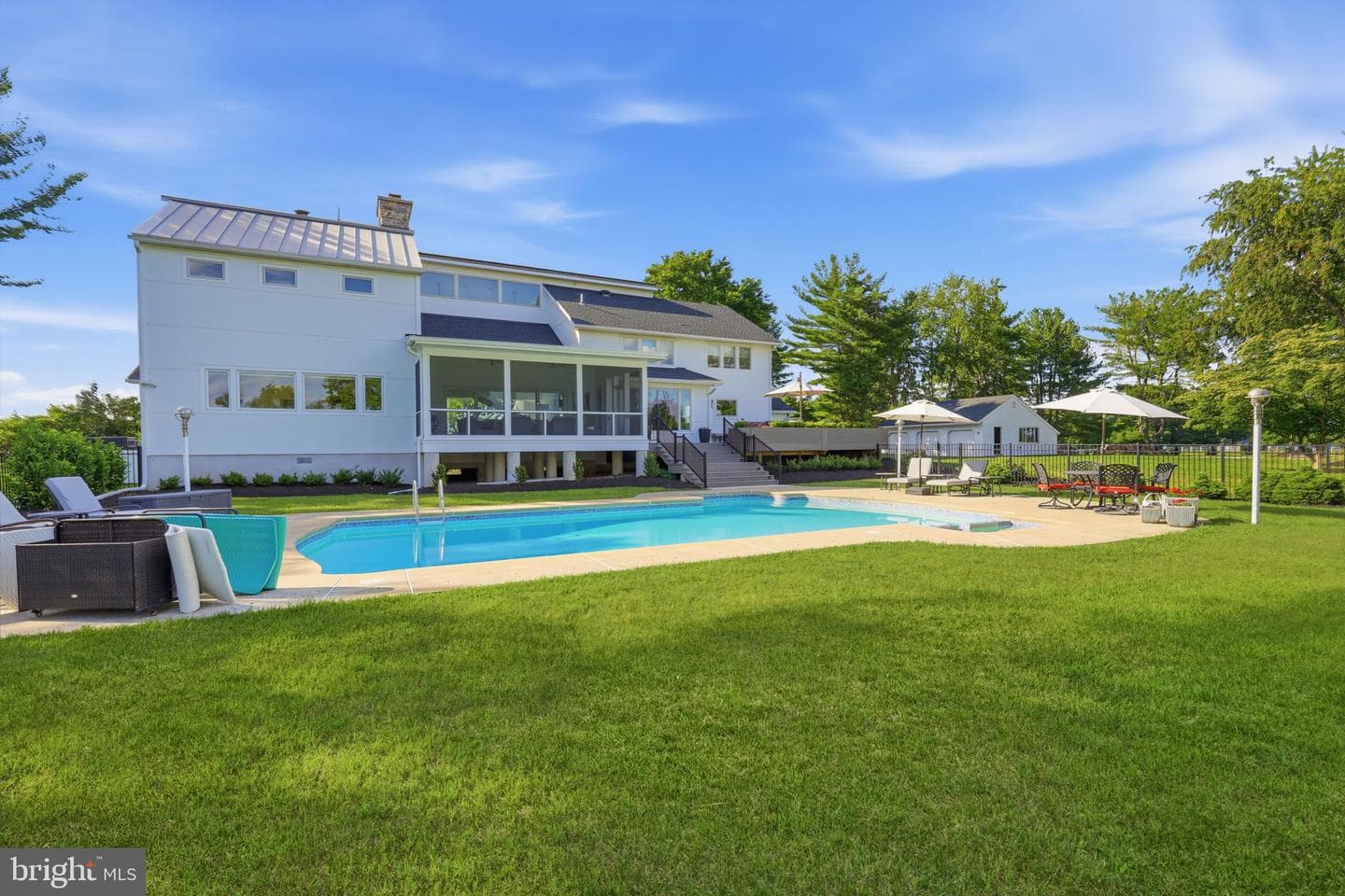 1088 Highland Road photo 90