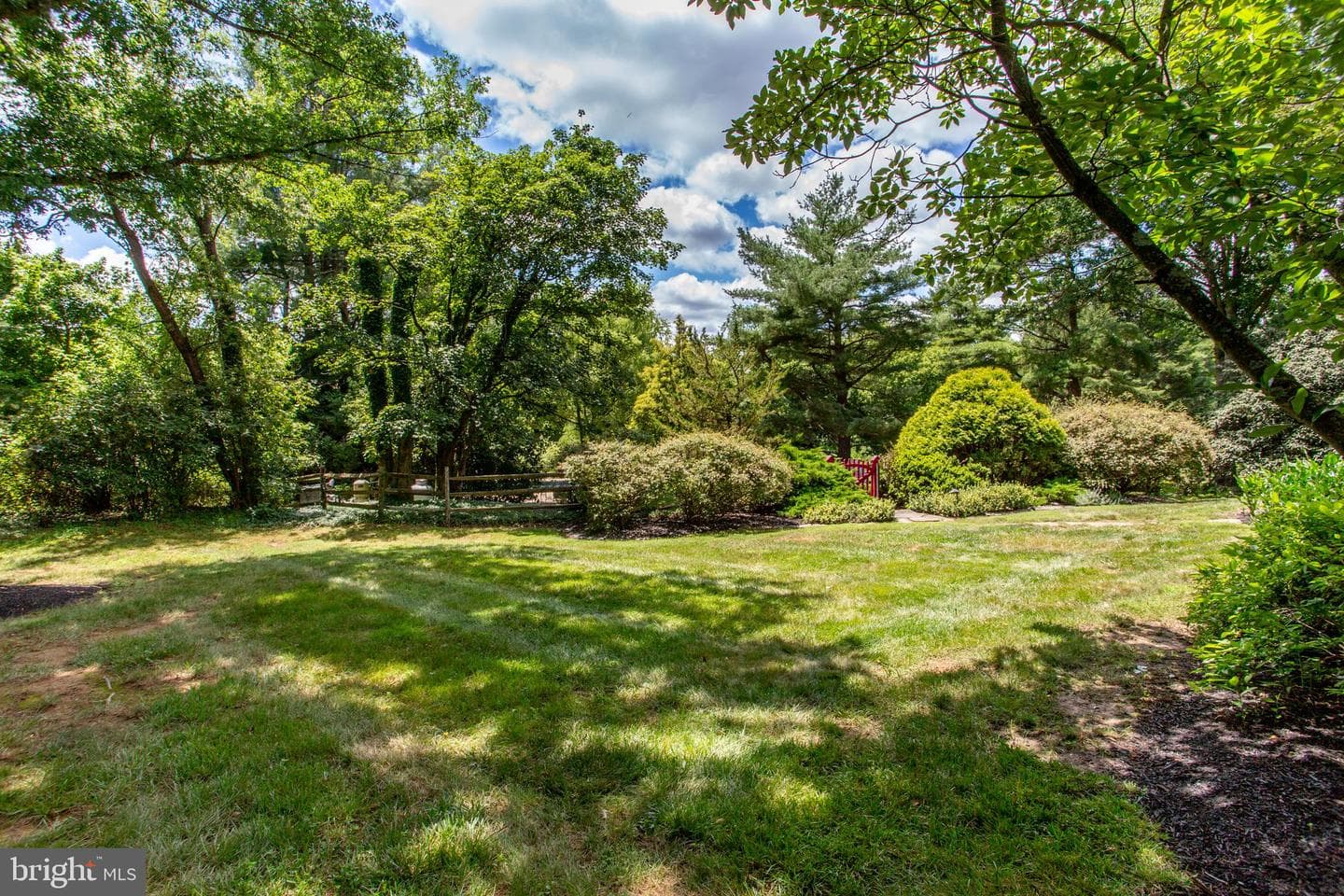 950 Camelot Road photo 84