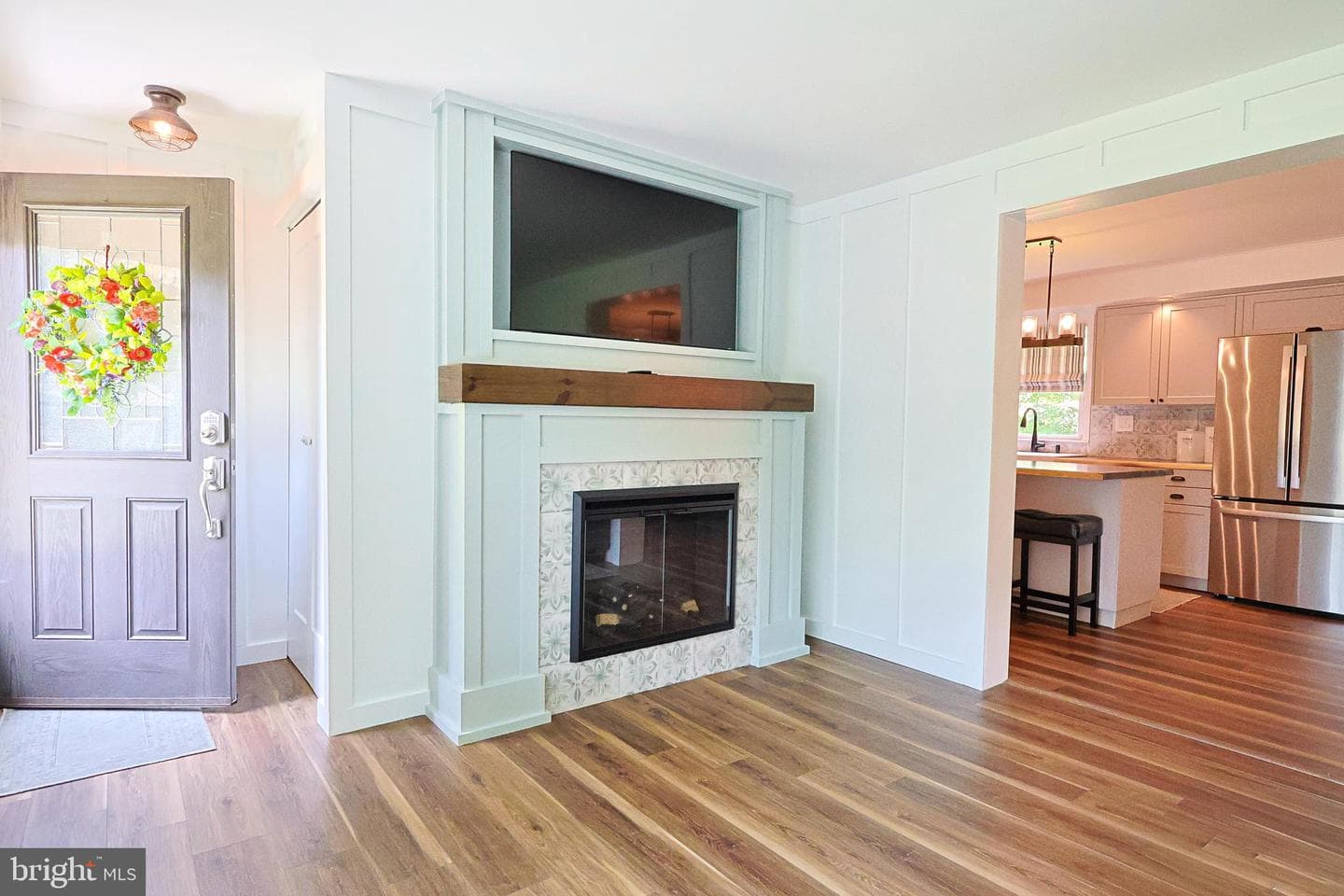 140 Longshore Avenue photo 4