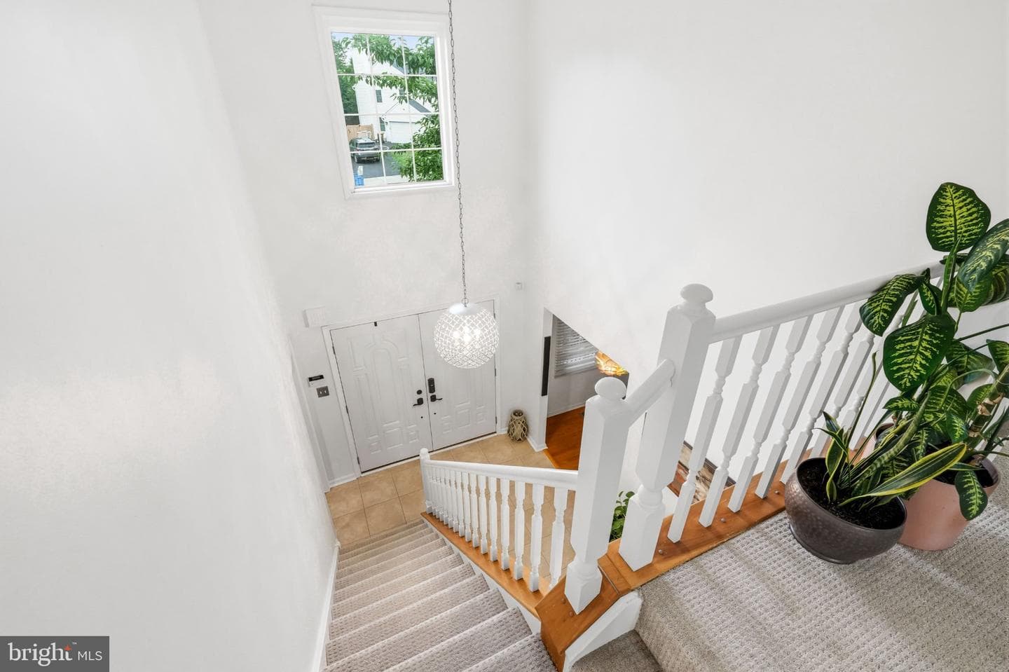 2134 W Wellington Road photo 31