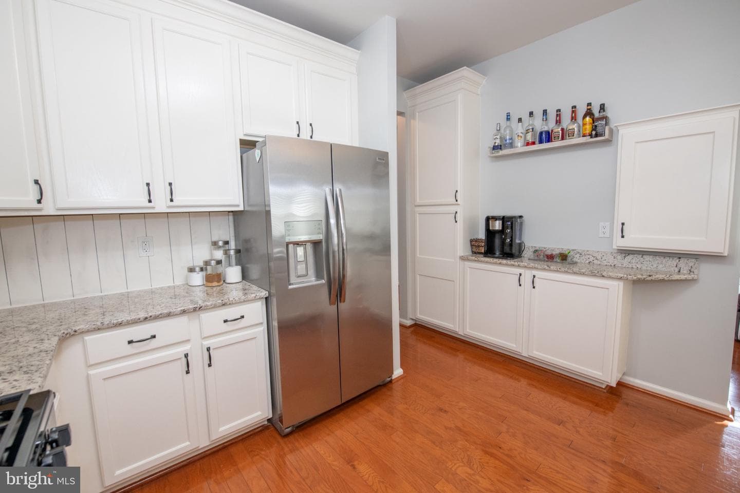 748 S Settlers Circle photo 17