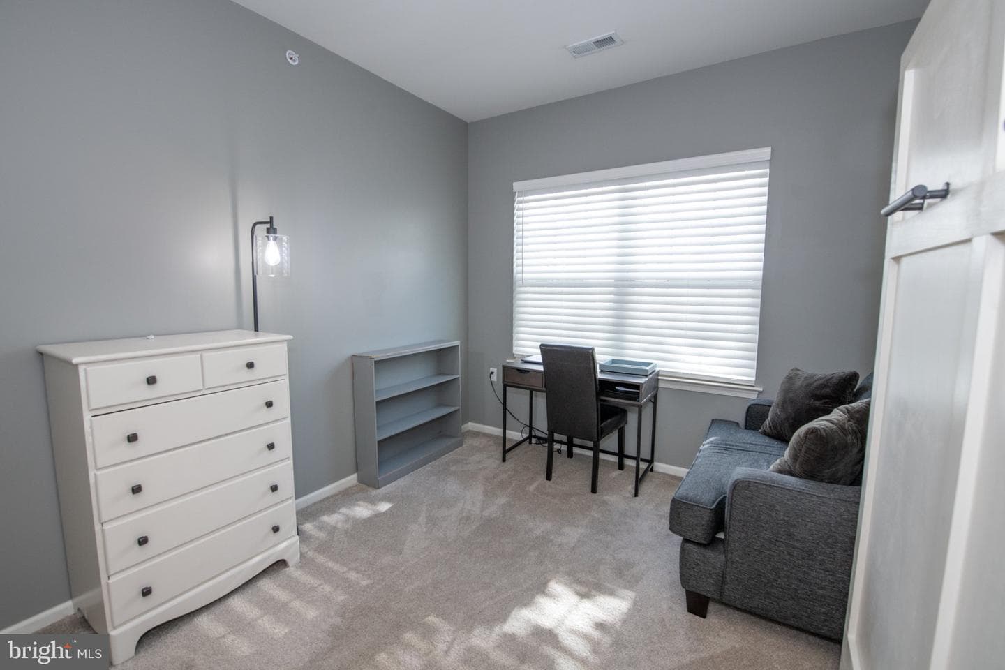 748 S Settlers Circle photo 31