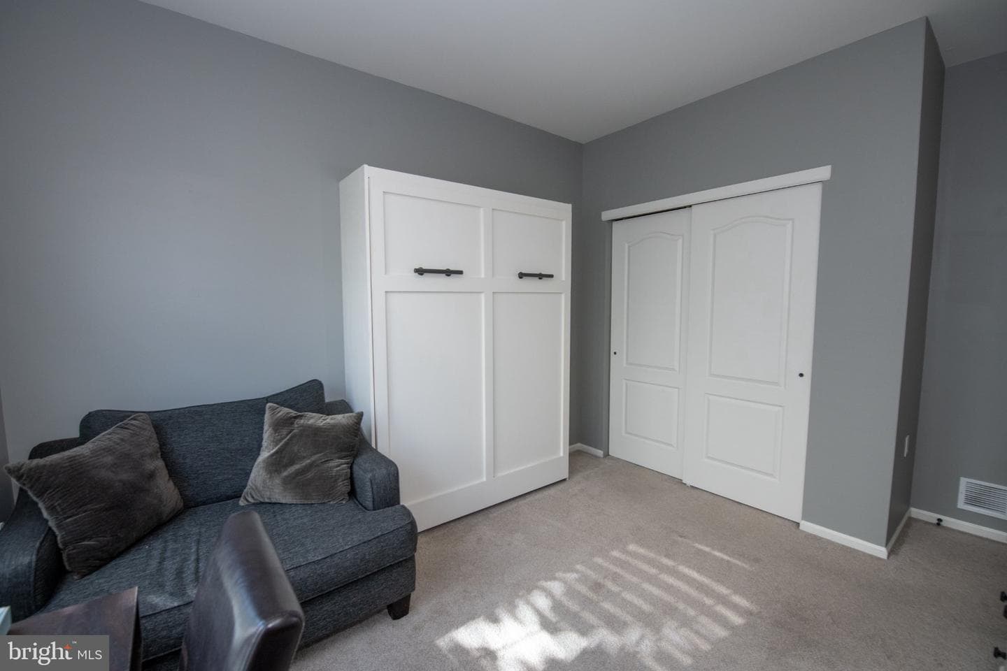 748 S Settlers Circle photo 33