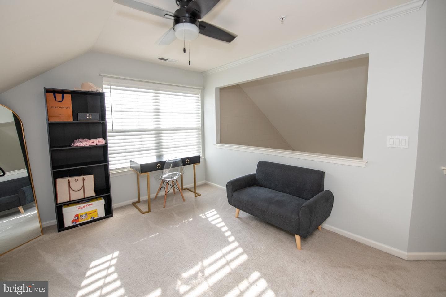 748 S Settlers Circle photo 44