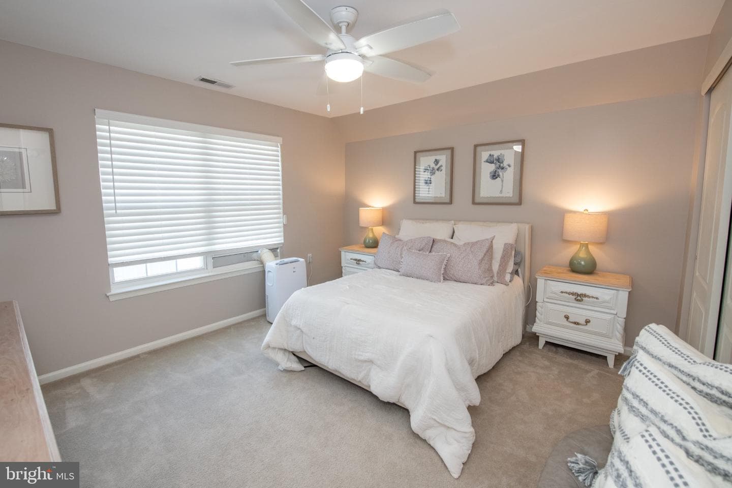 748 S Settlers Circle photo 47
