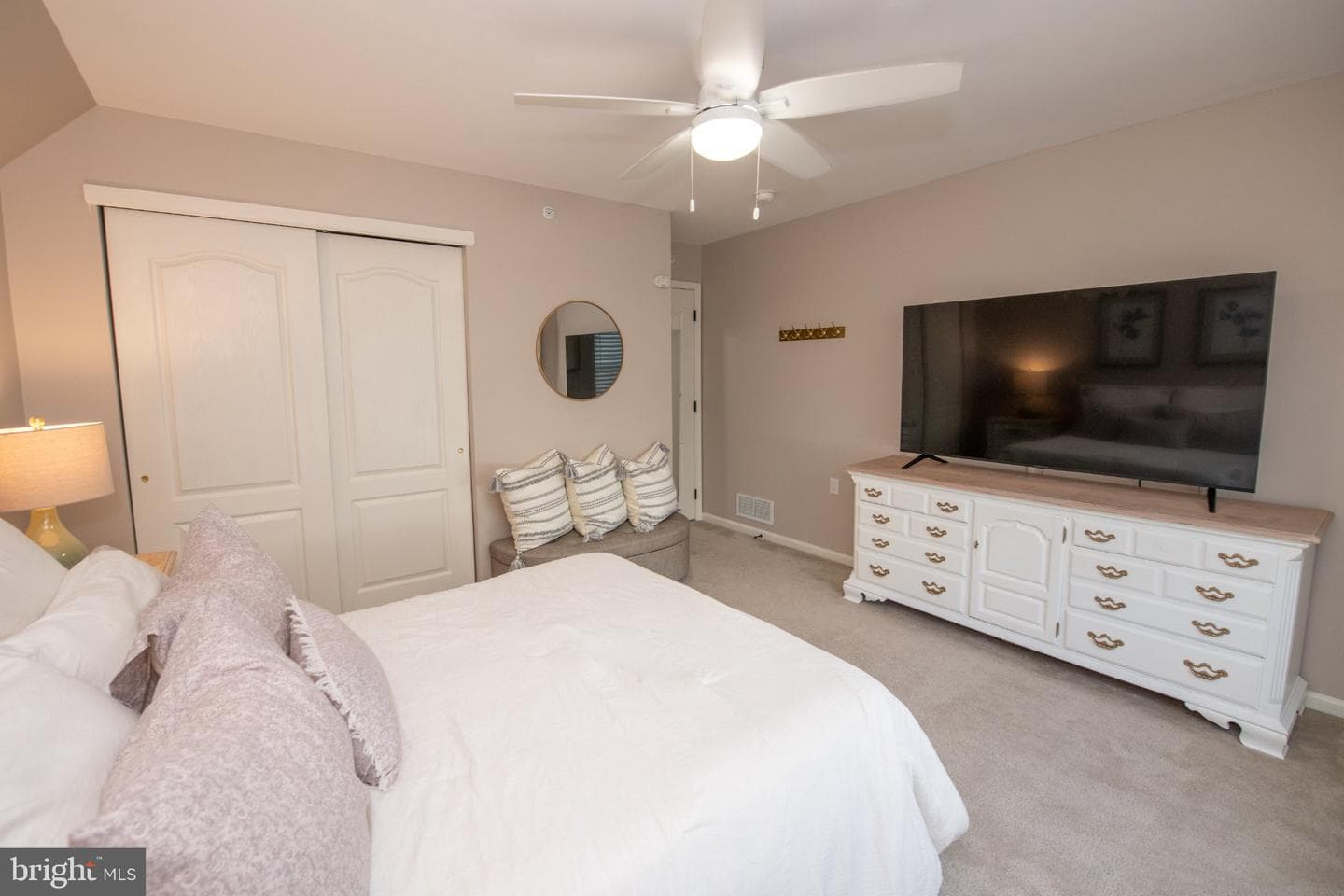 748 S Settlers Circle photo 50