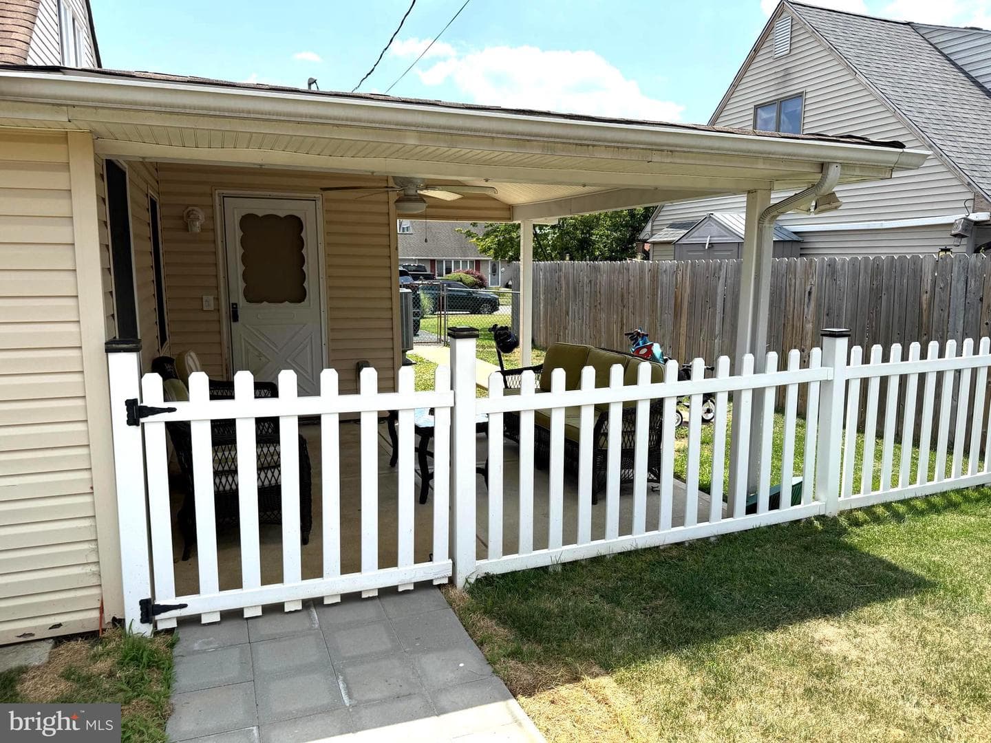 81 Queen Lily Road photo 43