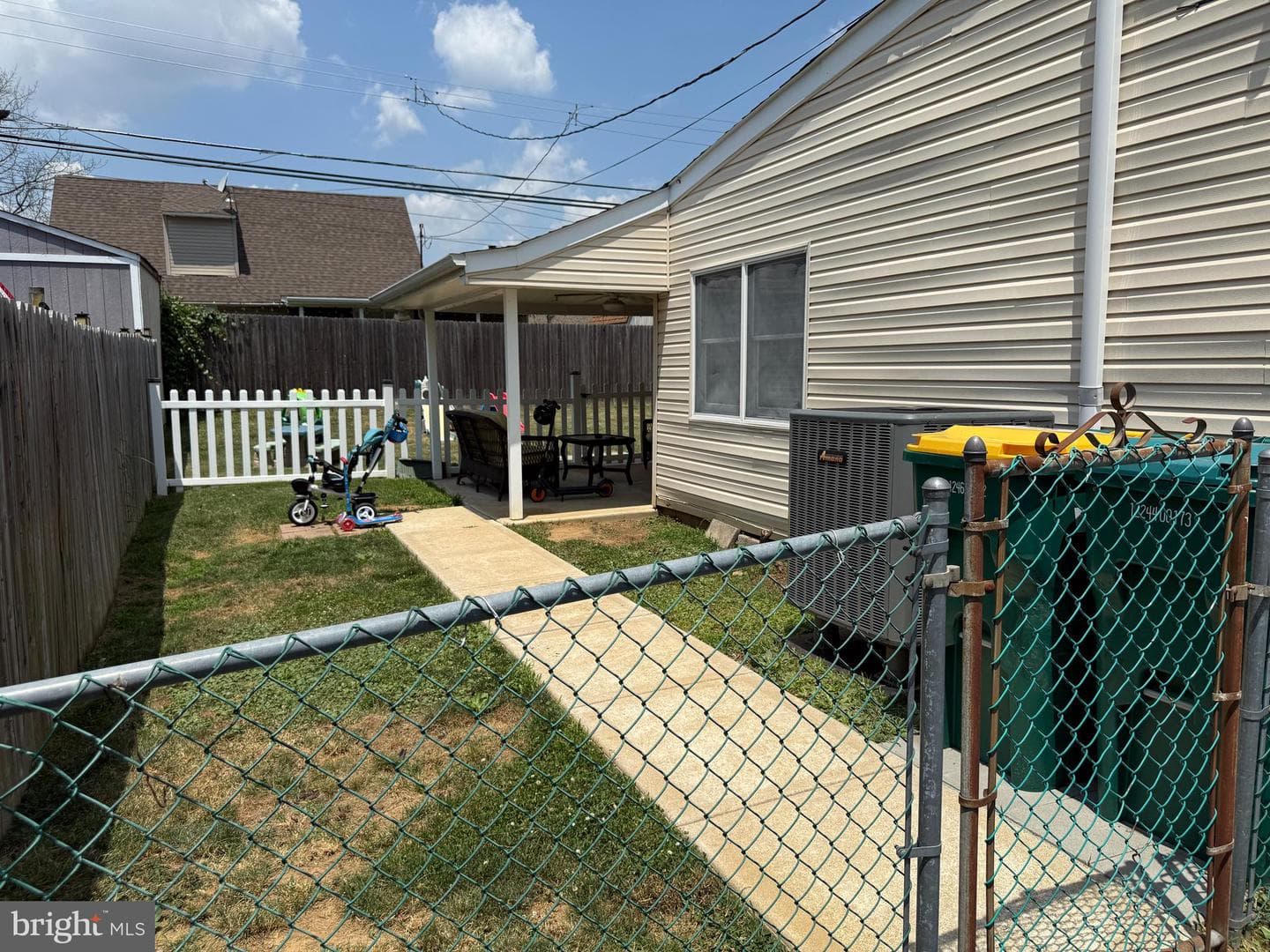 81 Queen Lily Road photo 44