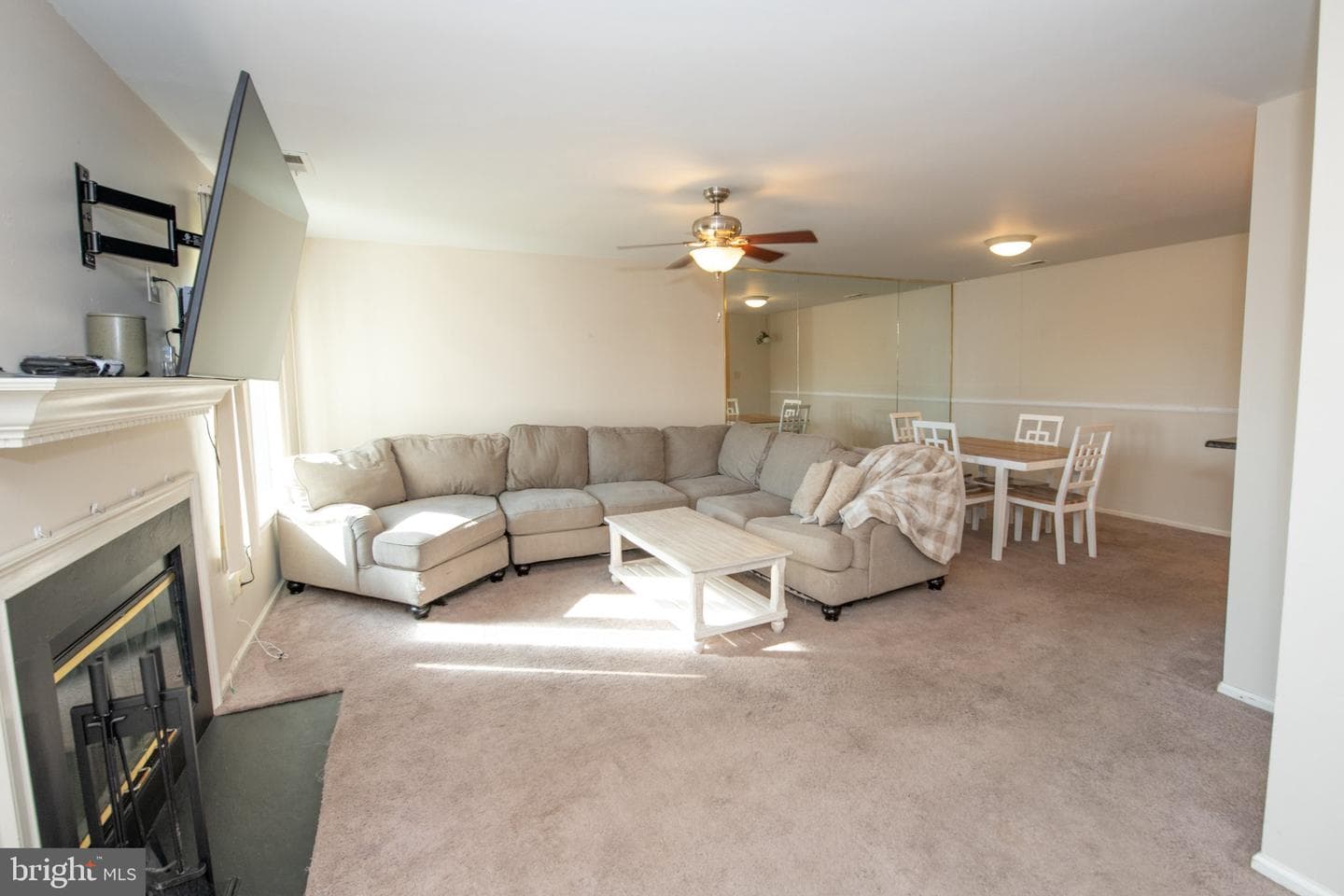 68 Catherine Court photo 3