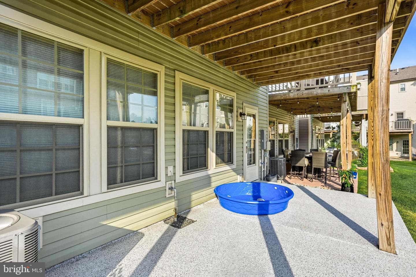 487 Rowan Street photo 47