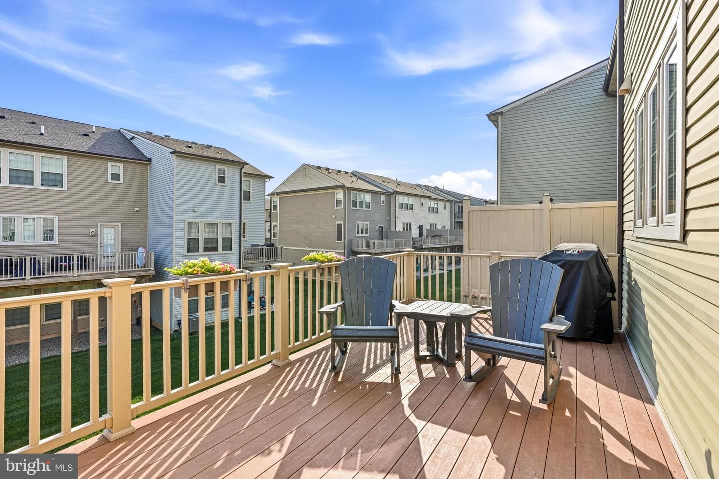 487 Rowan Street photo 52