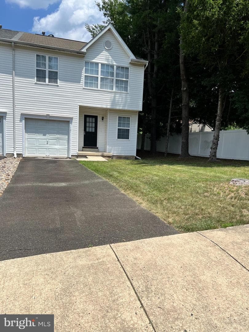101 Hickory Hollow Circle photo 3
