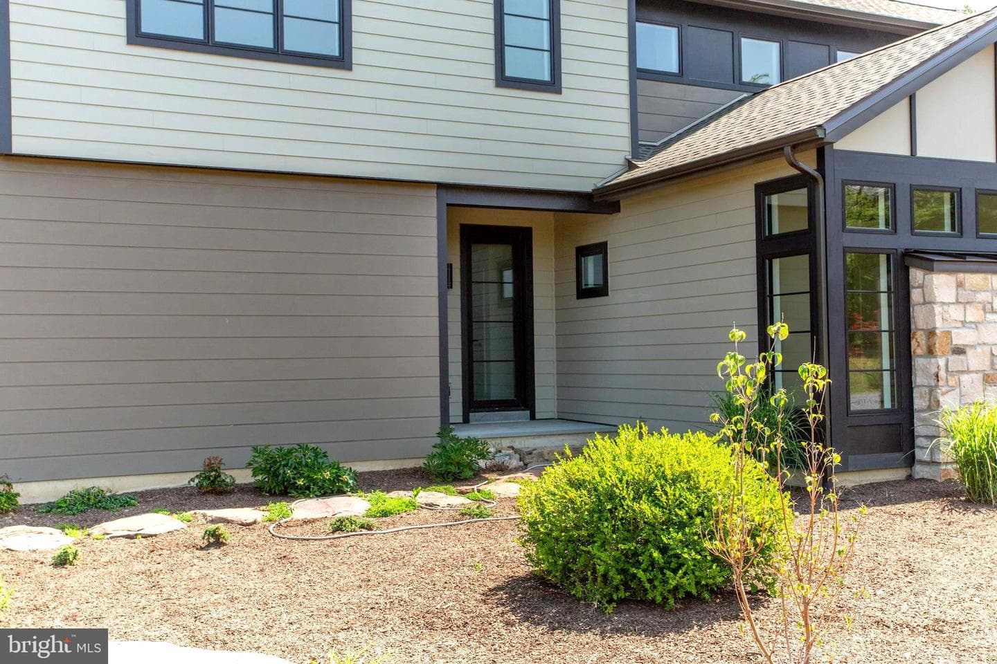 5823 Rodgers Road photo 39