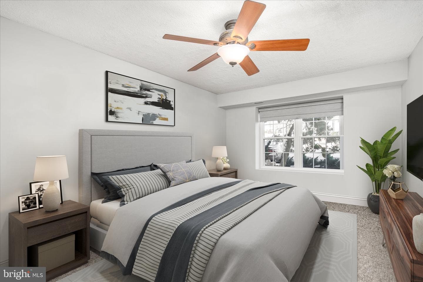 1609 Society Place photo 16