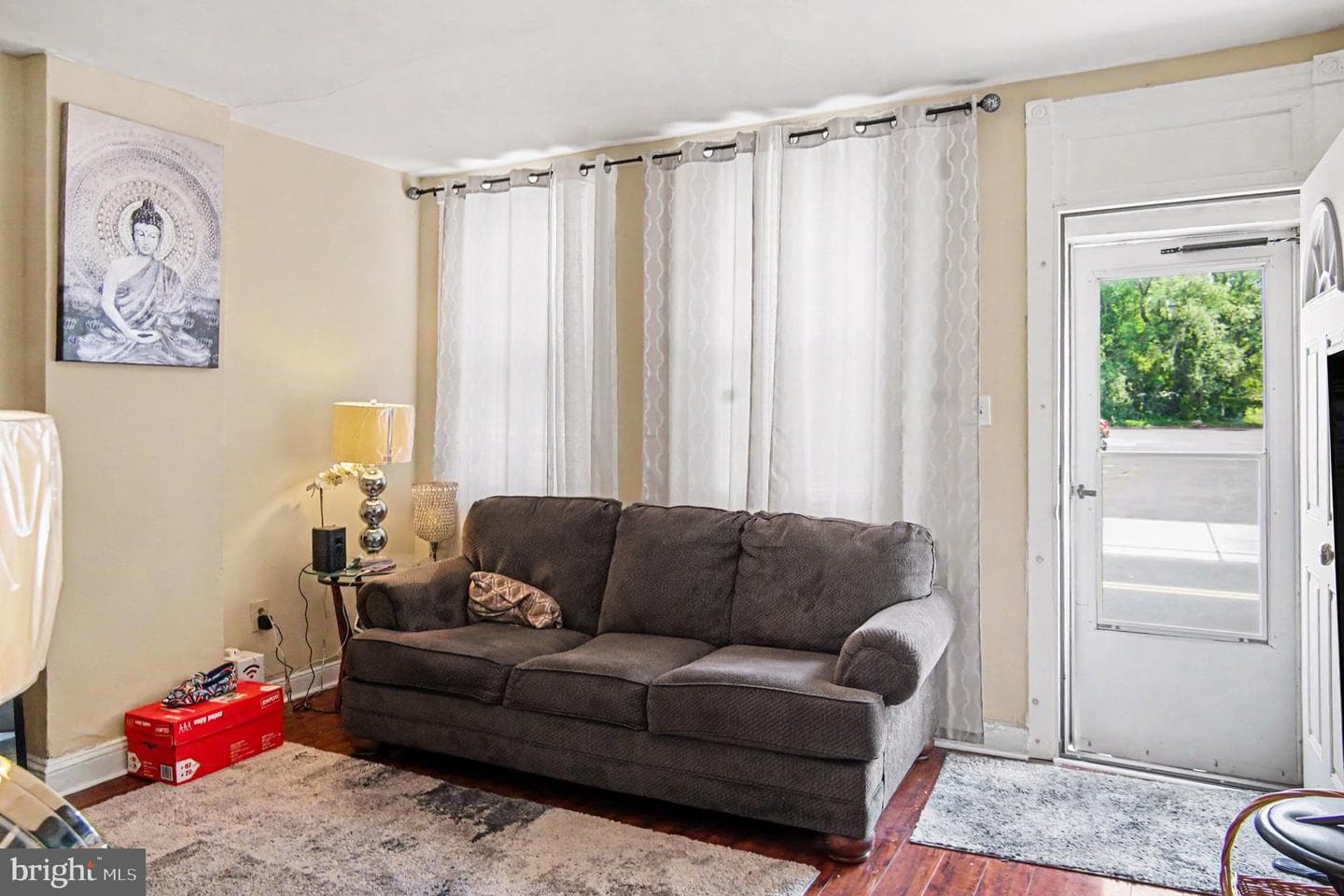 491 Pond Street photo 8