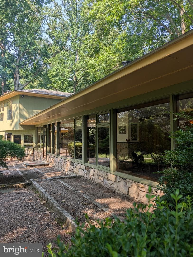 775 River Road photo 18