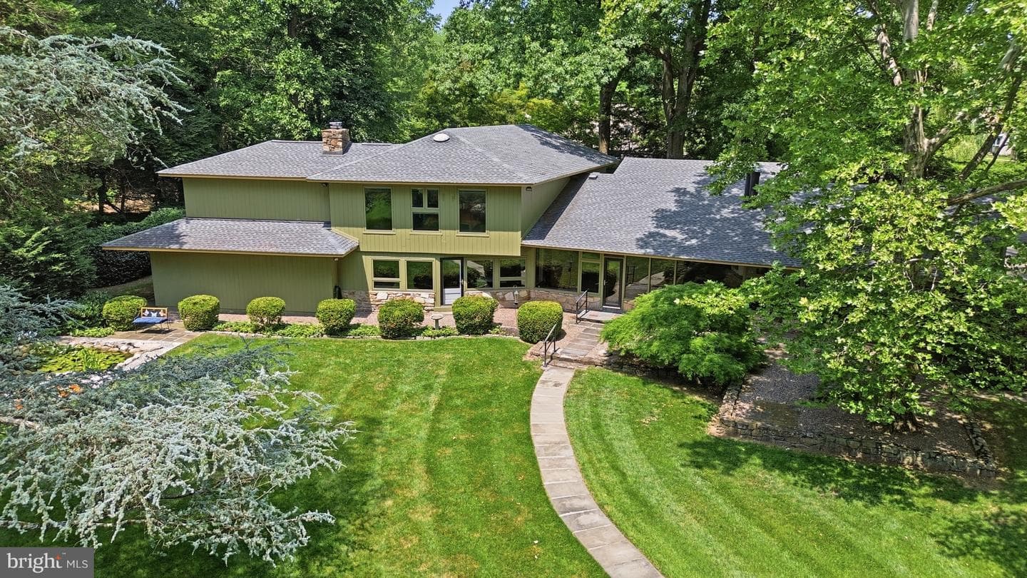 775 River Road photo 3