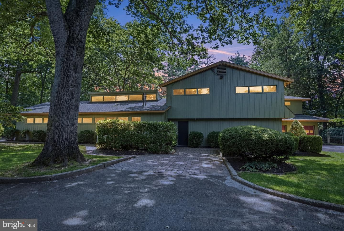 775 River Road photo 73