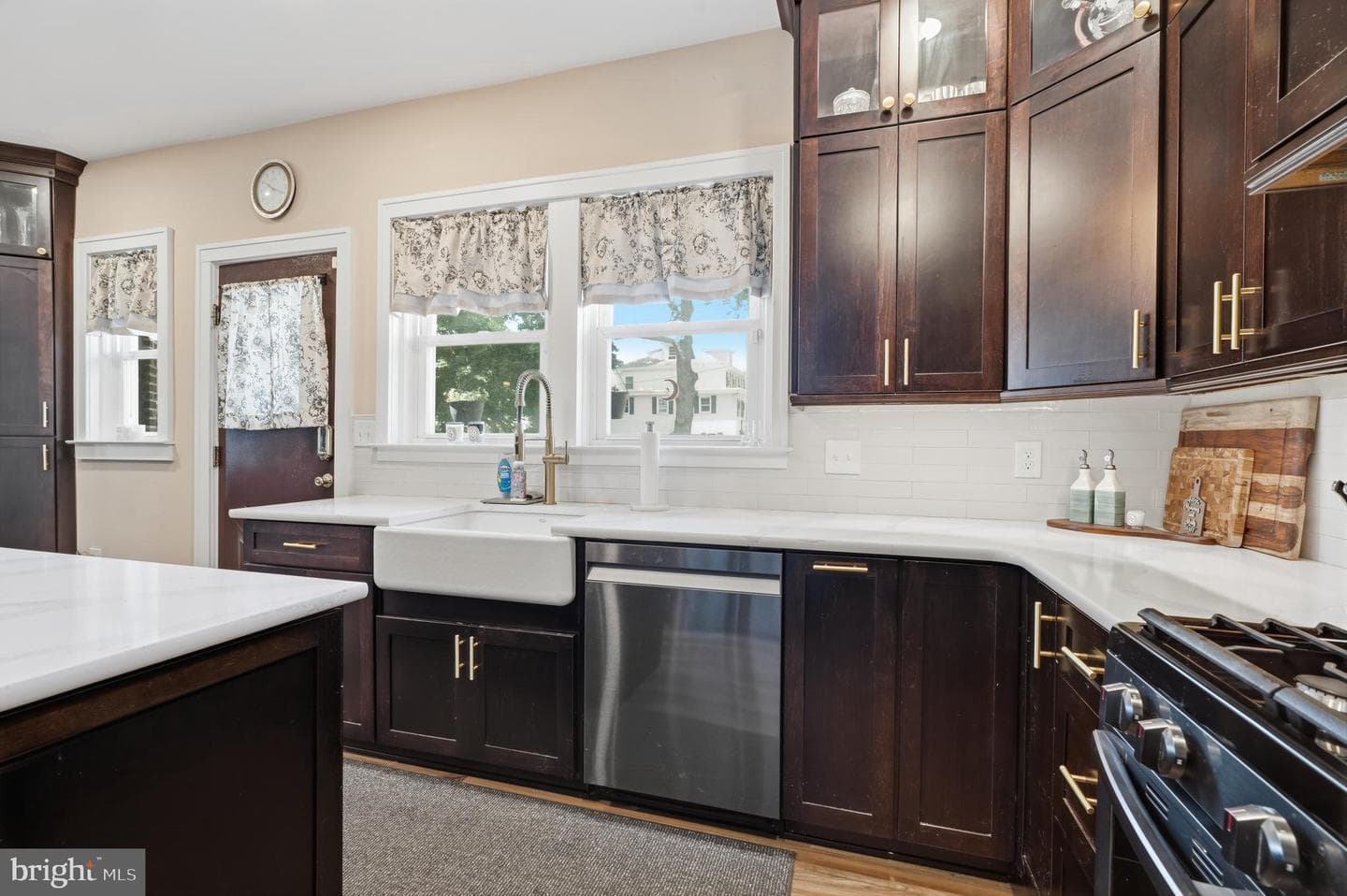 7105 Riverview Avenue photo 49