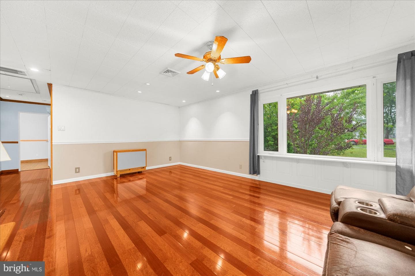 721 Auburn Road photo 7