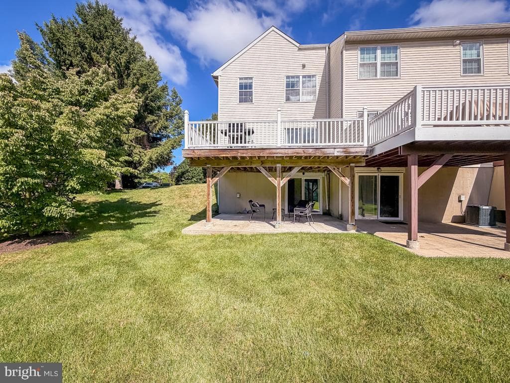 145 Liberty Drive photo 27
