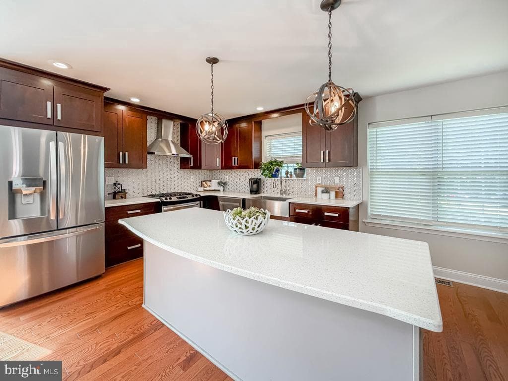 145 Liberty Drive photo 8