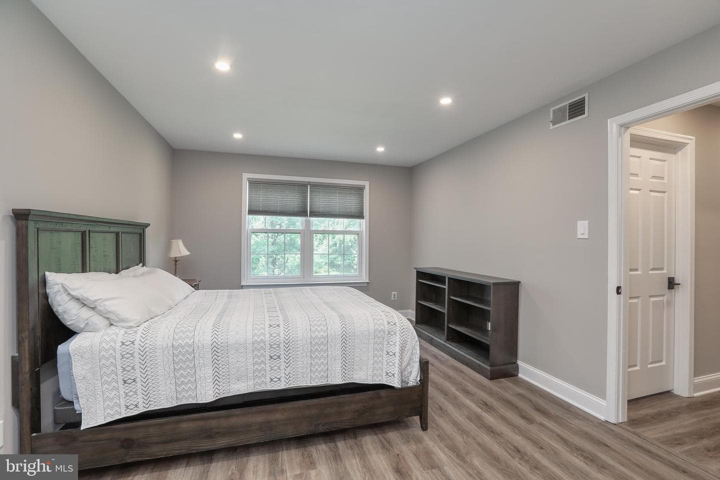 1790 Bayley Lane photo 13