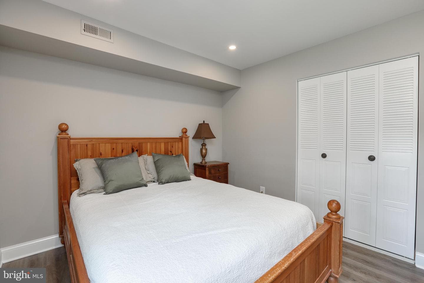 1790 Bayley Lane photo 18