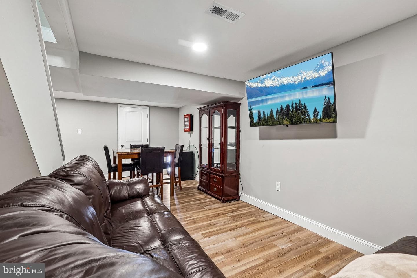 2129 Herblew Road photo 25