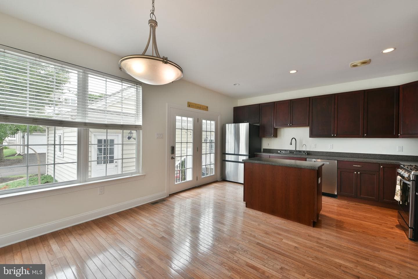 65 Woodbridge Drive photo 12