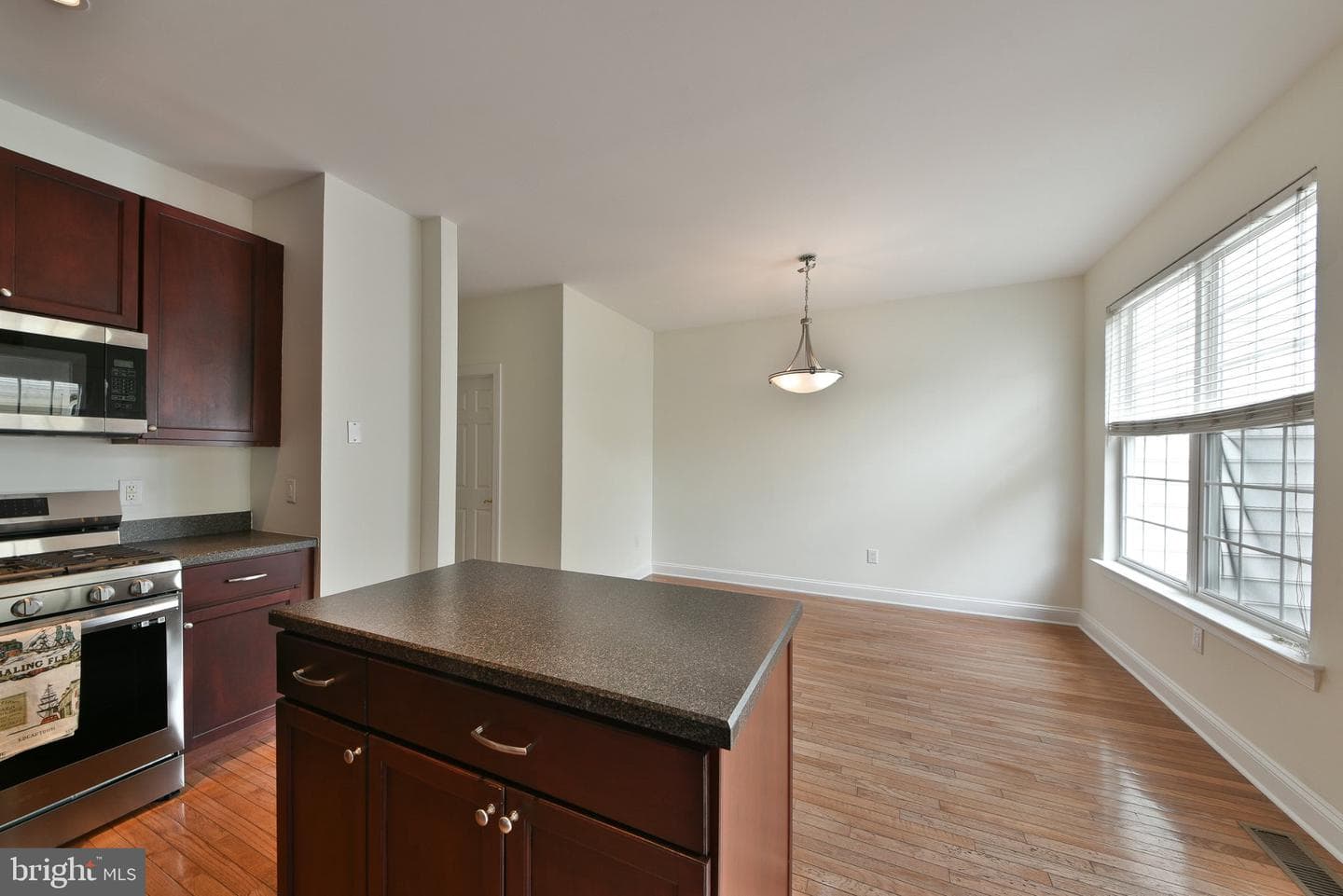 65 Woodbridge Drive photo 13