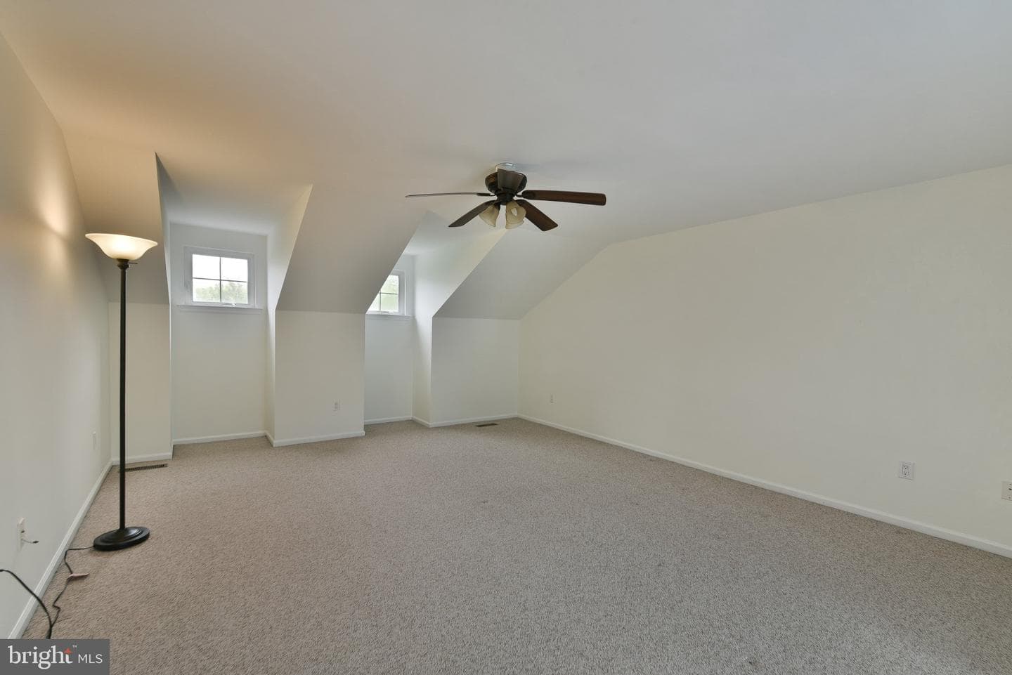 65 Woodbridge Drive photo 24