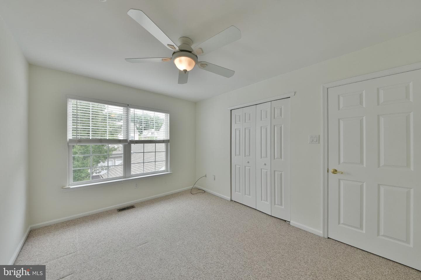 65 Woodbridge Drive photo 32