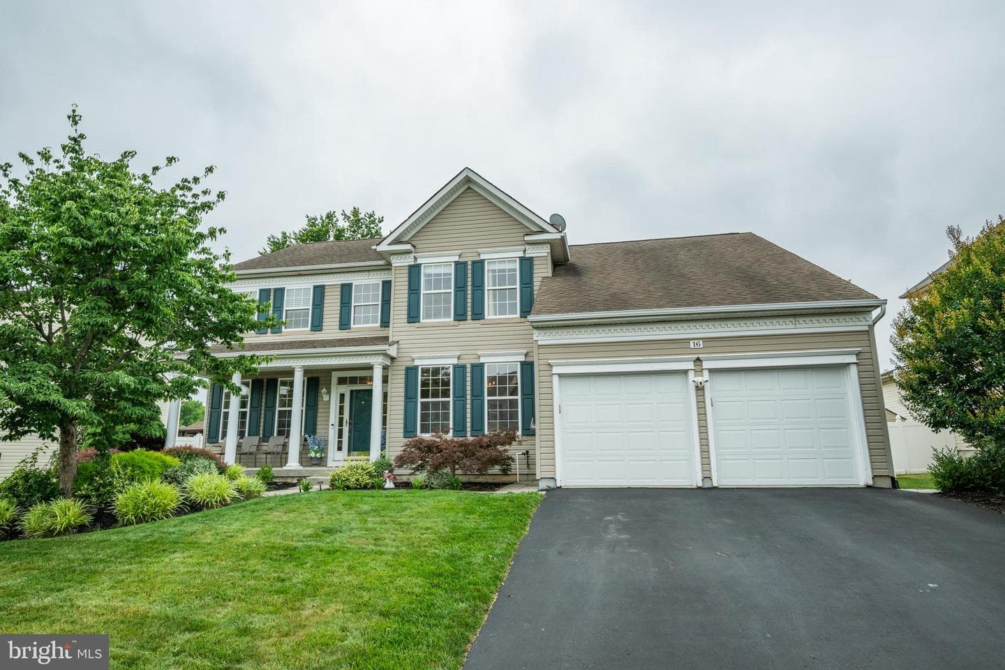16 Amesbury Road photo 1