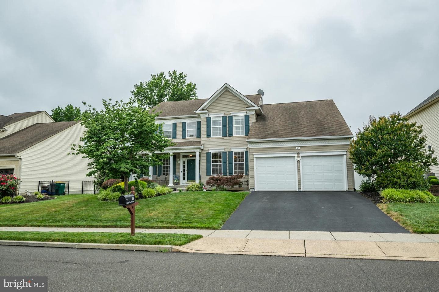 16 Amesbury Road photo 52