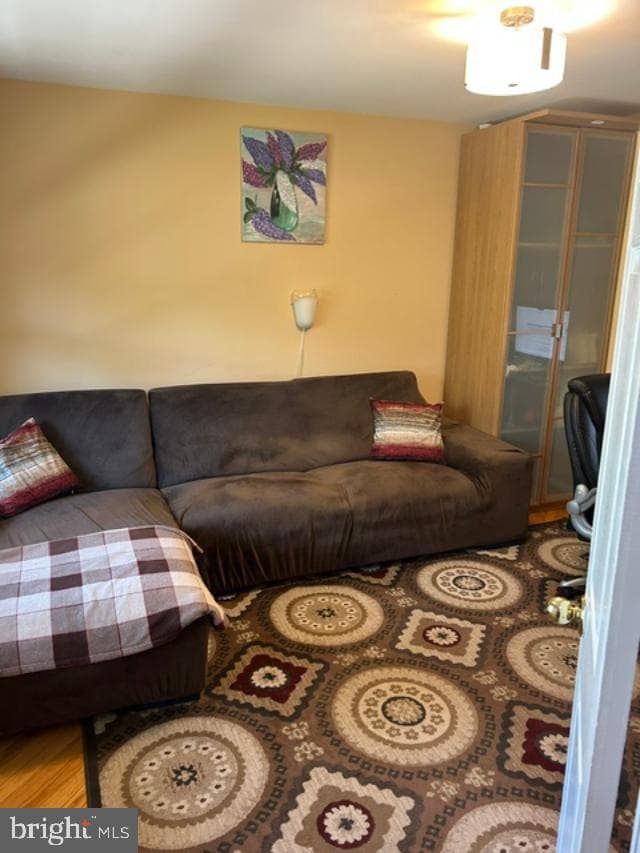 2067 E Wellington Road photo 7