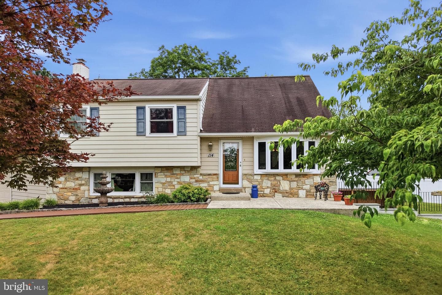 114 Dolly Lane photo 2