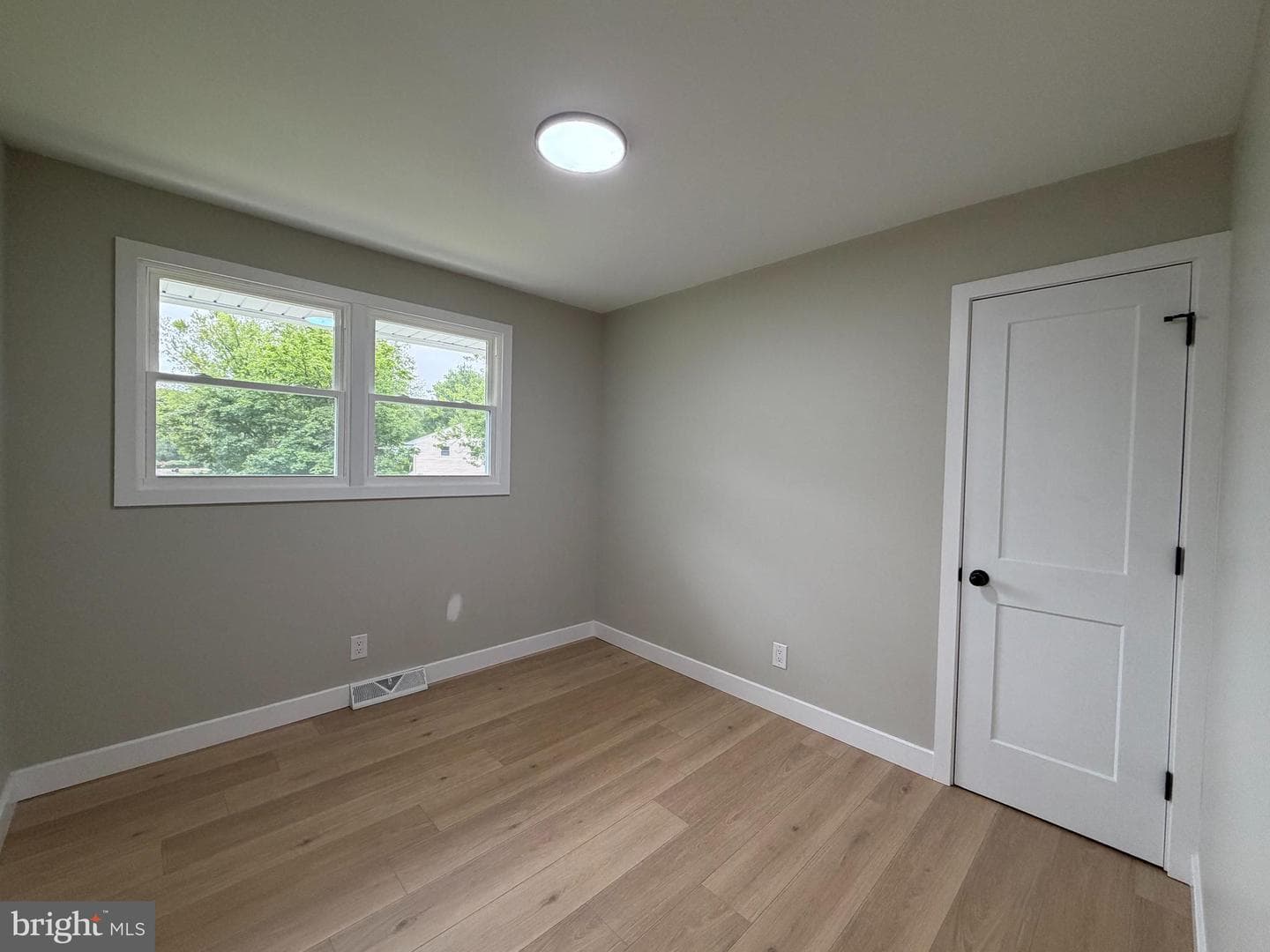 1536 Park Drive photo 17