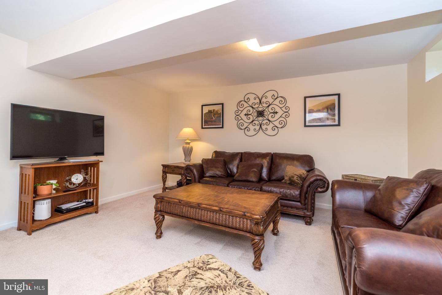 1876 Sycamore Drive photo 51