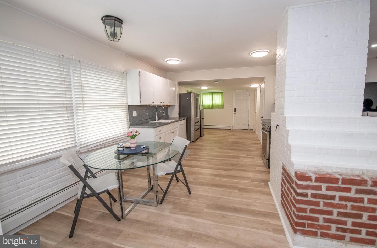 51 Serpentine Lane photo 7
