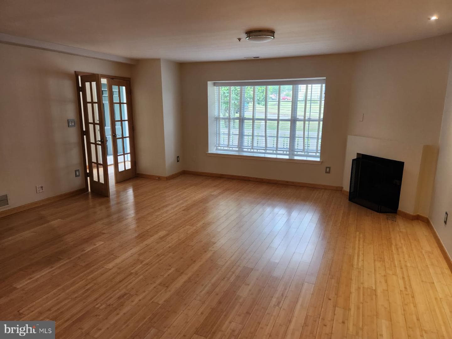 1510 Carol Court photo 4