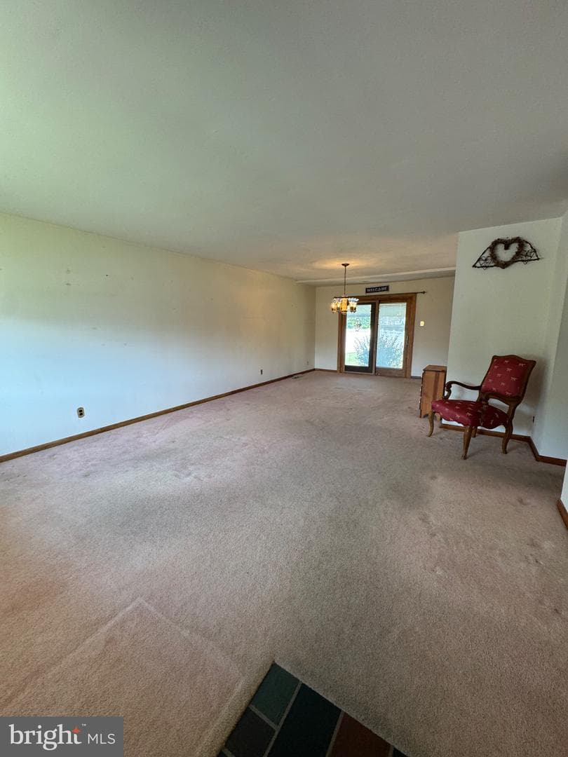 1243 Hiview Drive photo 3