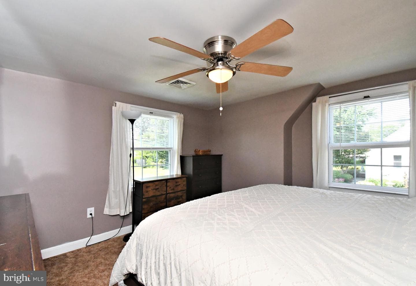 630 Elmwood Avenue photo 26