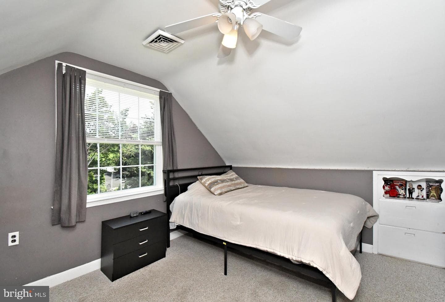 630 Elmwood Avenue photo 35