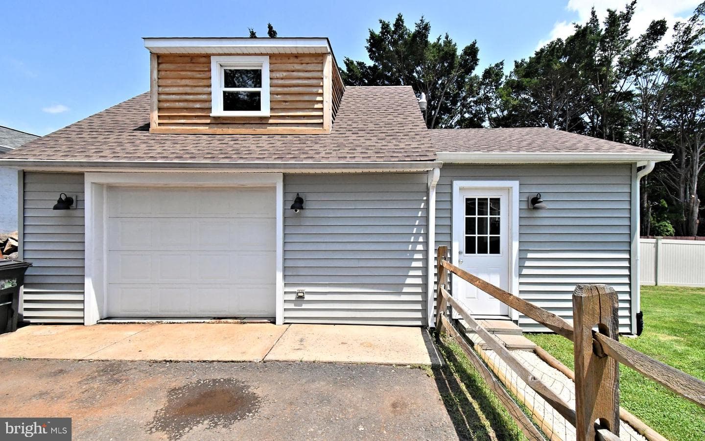 630 Elmwood Avenue photo 46