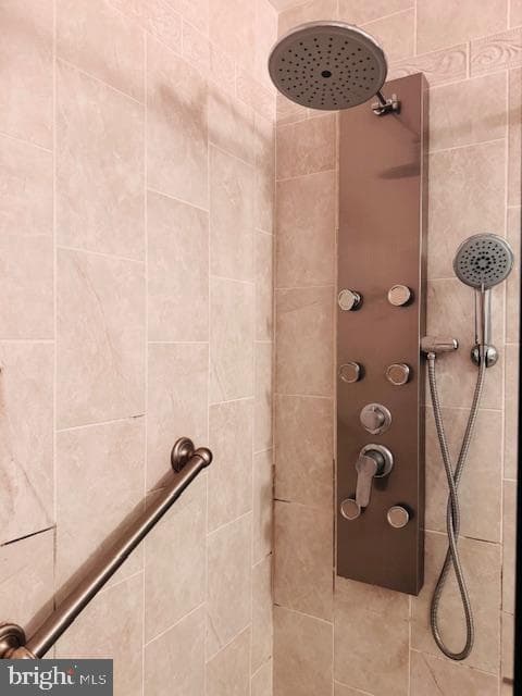 632 Longfellow Court photo 23